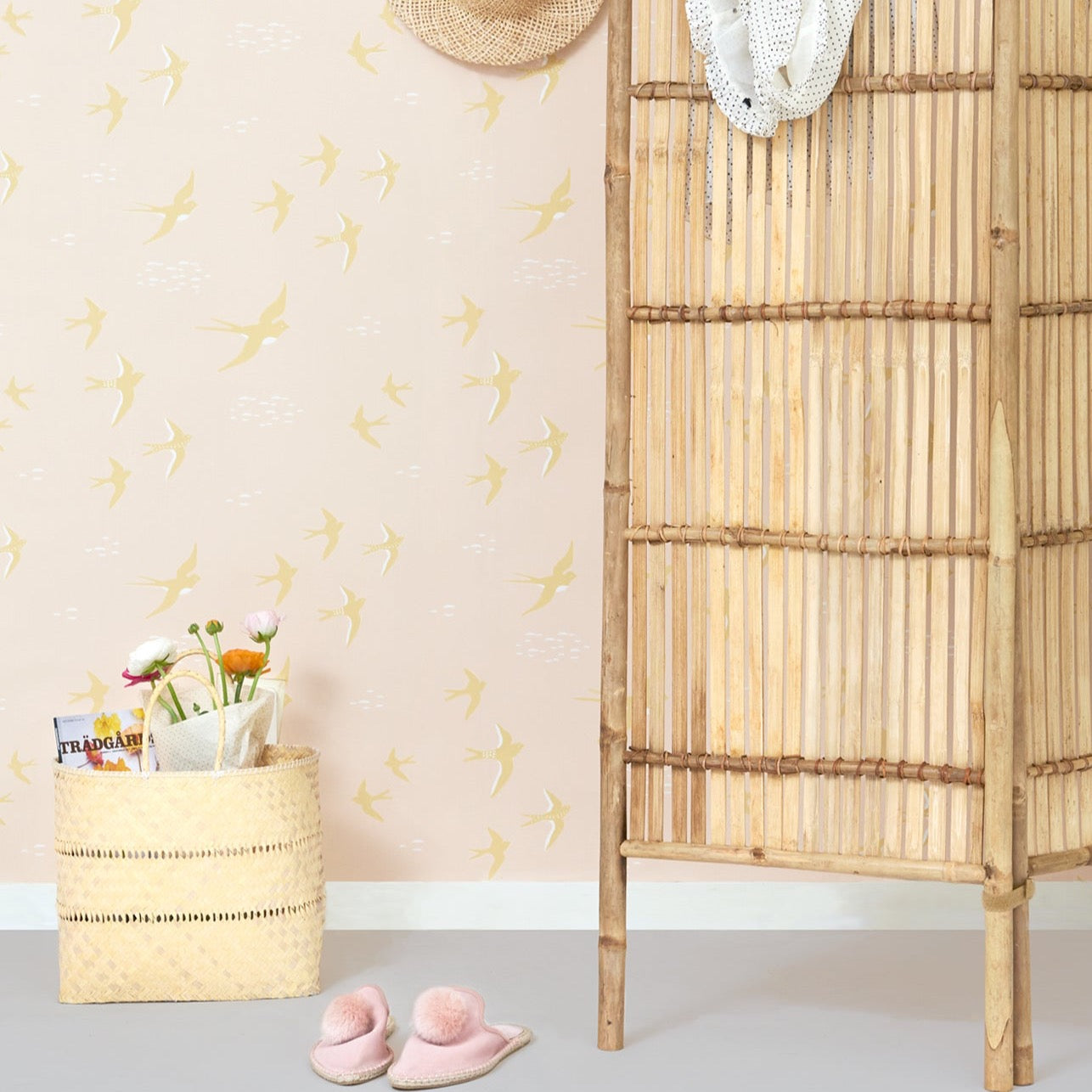 Follow the Wind - Sunny Pink