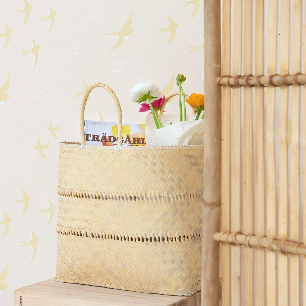 Follow the Wind - Sunny Pink