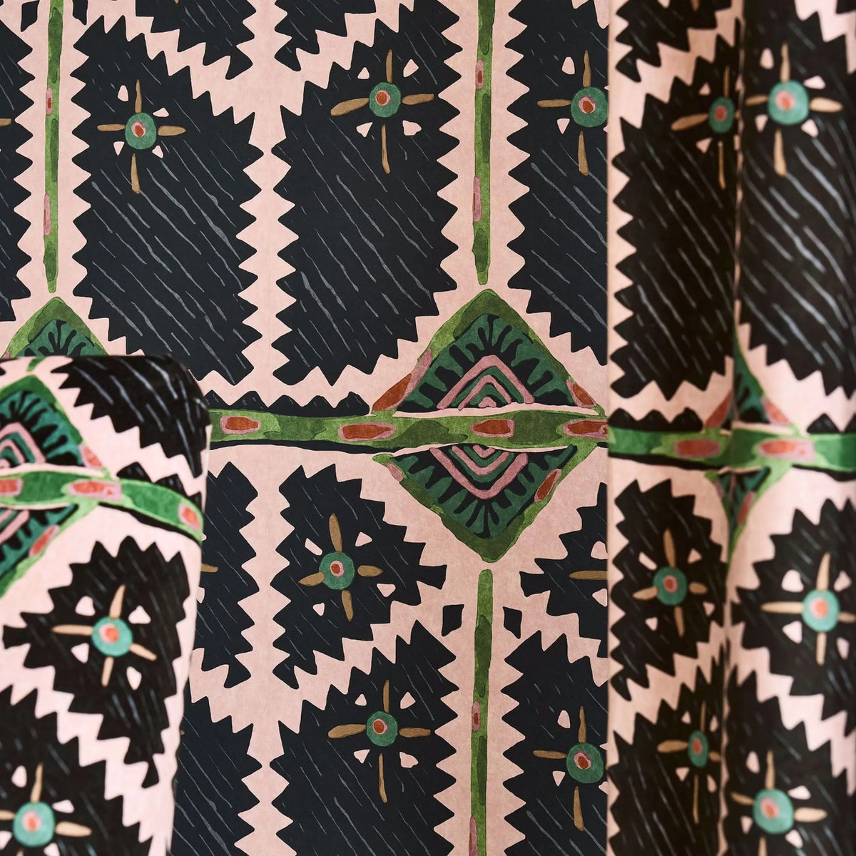 Brocha - Blush/Charcoal