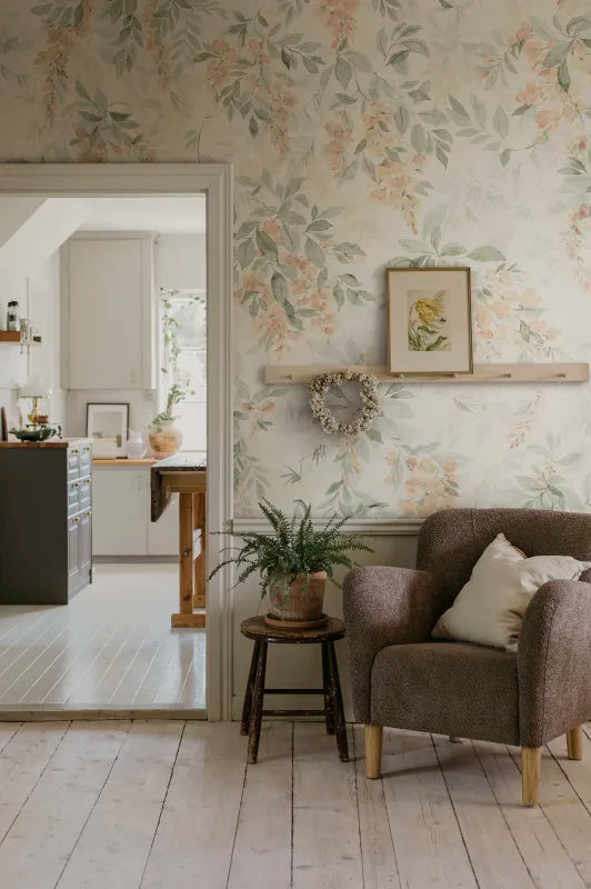 Lovisa Mural - Orange