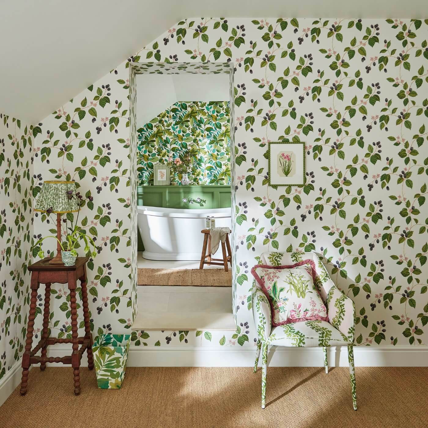 Robin's Wood - Forest Green/Sap Green