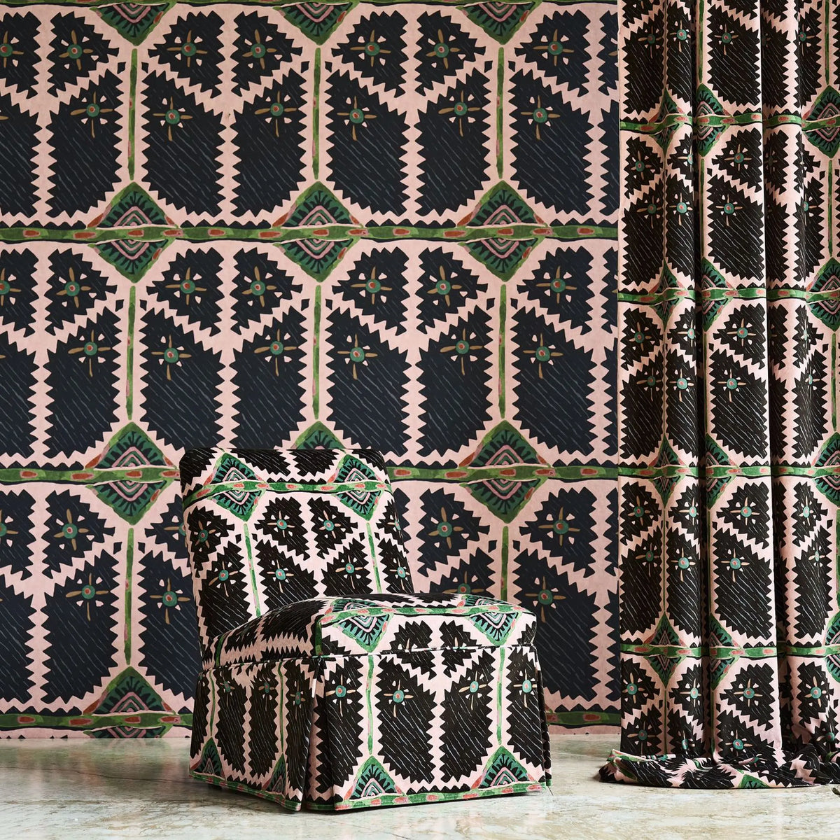 Brocha - Blush/Charcoal