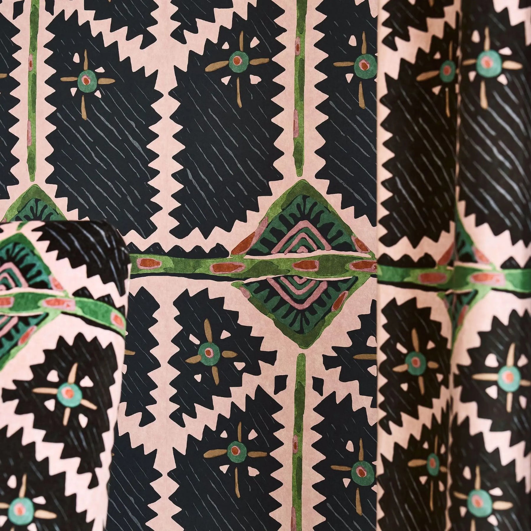 Brocha - Blush/Charcoal