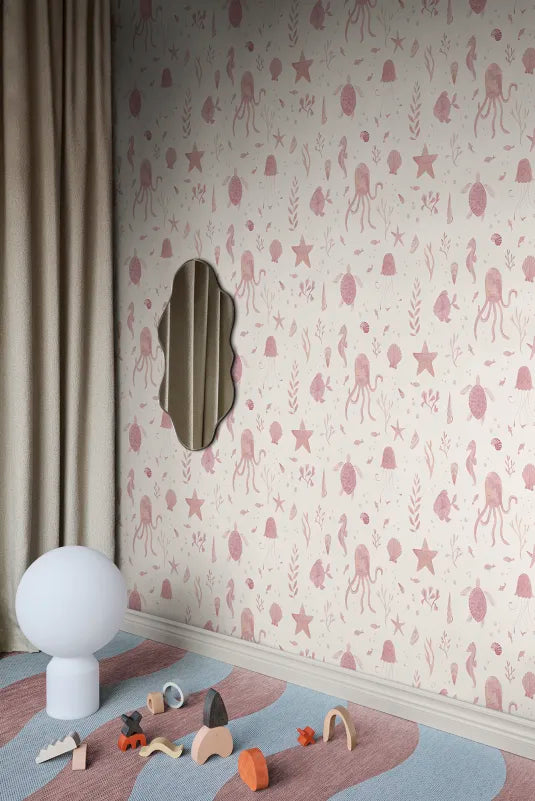 Della - Pink