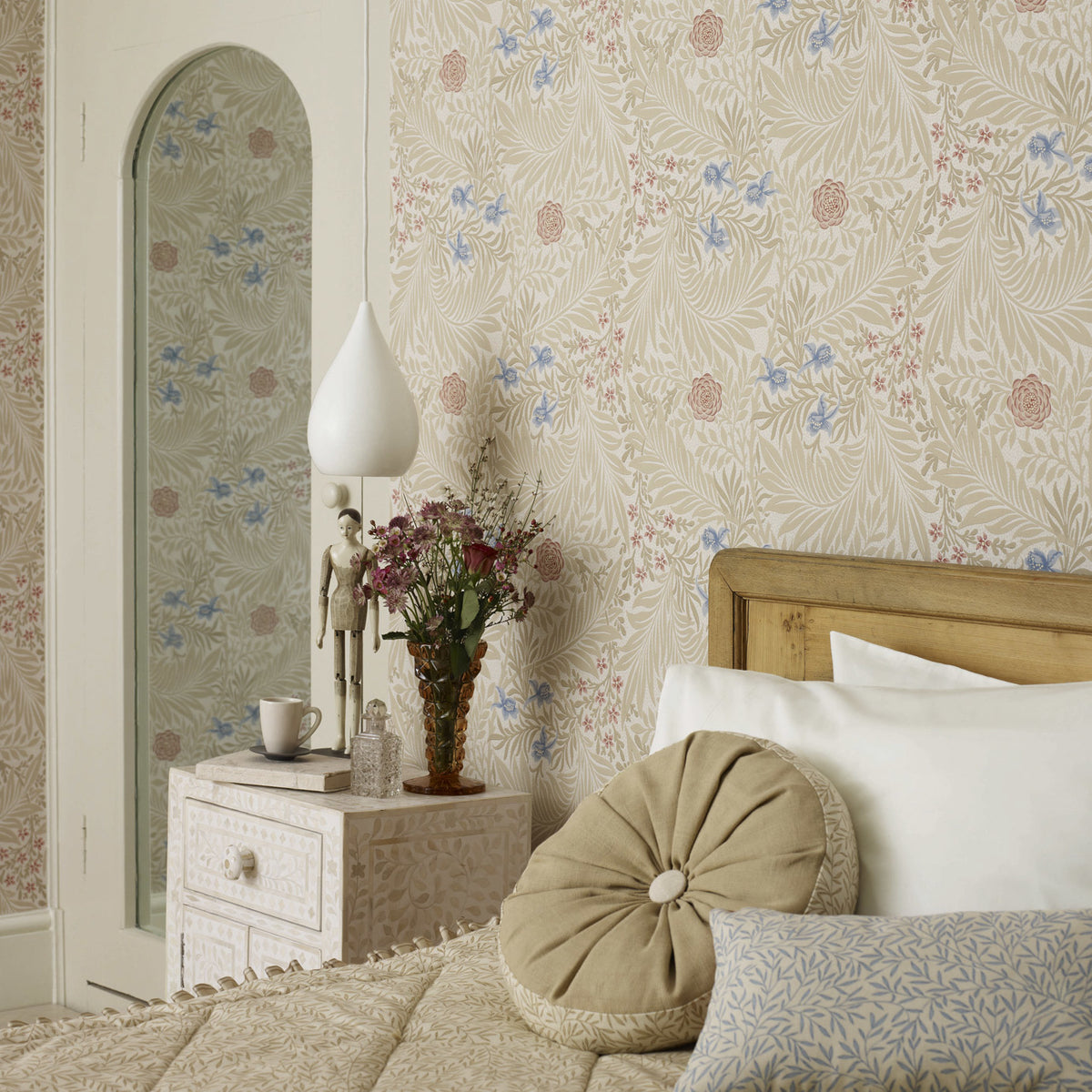 Larkspur - Manilla/Old Rose